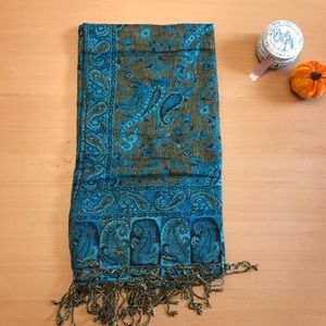 🟡2/$20 pashmina scarf
